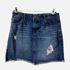 1822 Denim Medium Wash Distressed Raw Hem 100% Cotton Jean Mini Skirt Pockets 🟦